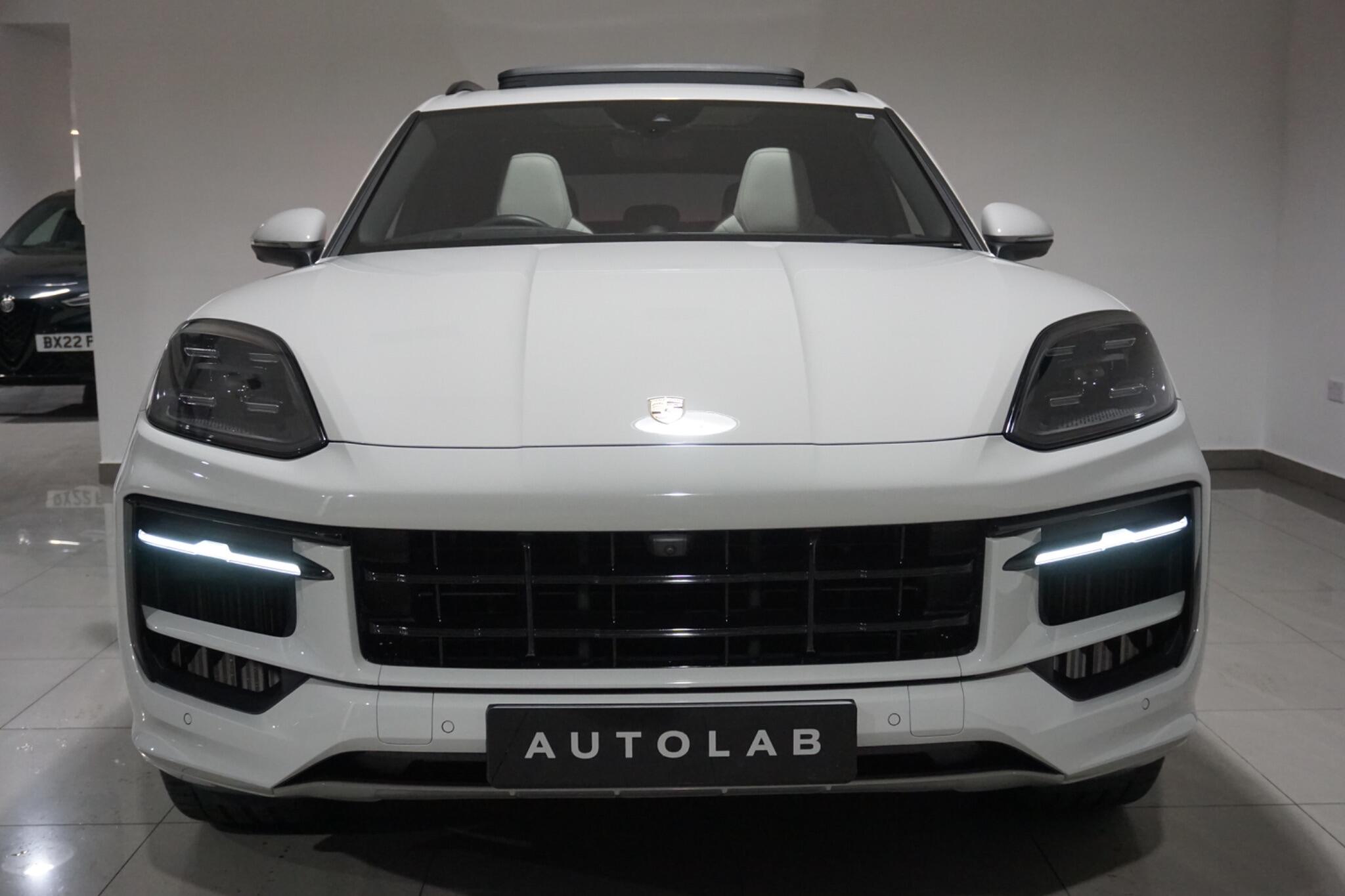 Porsche Cayenne 4.0T V8 S SUV 5dr Petrol TiptronicS 4WD Euro 6 (s/s) (474 ps)
